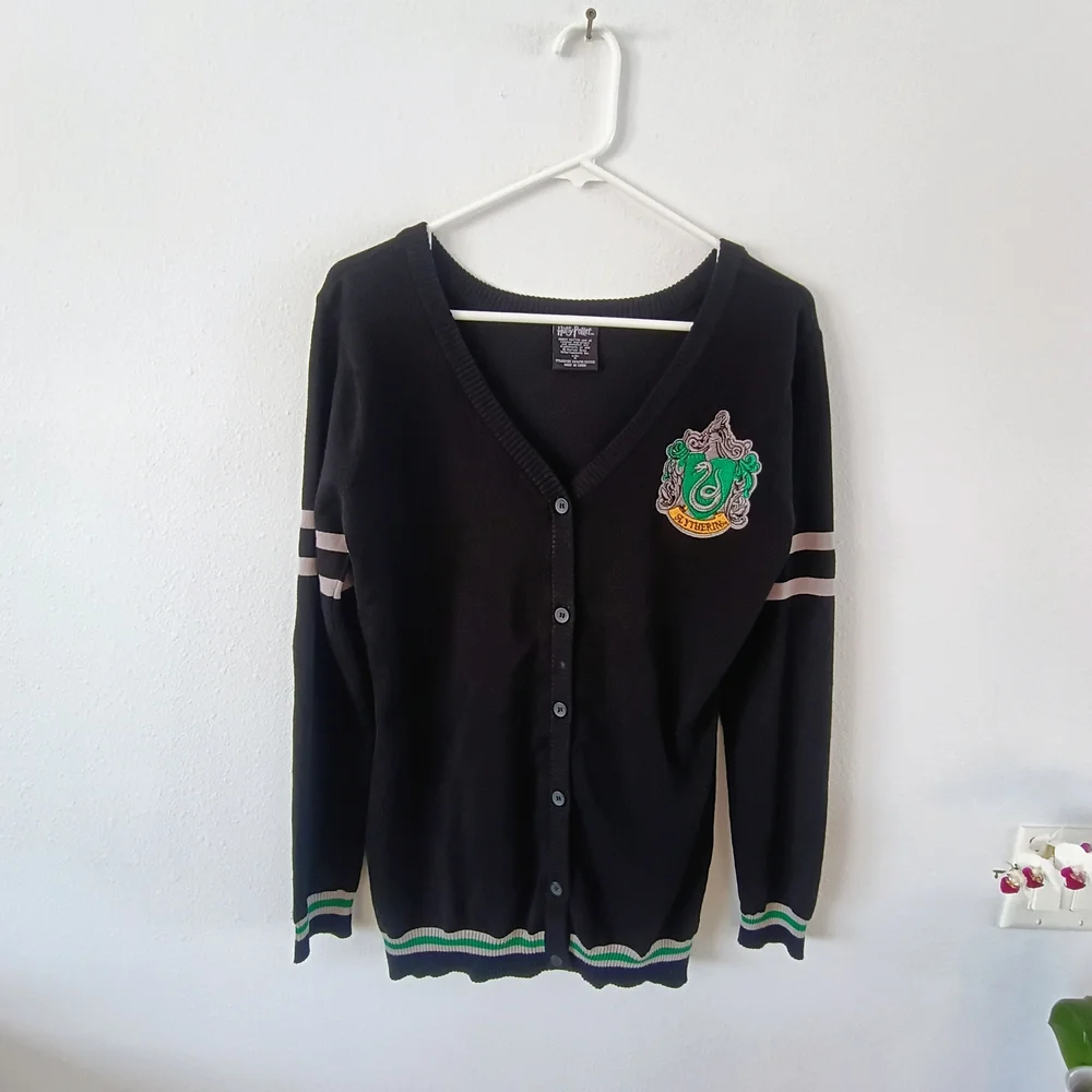 Harry Potter Slytherin Cardigan Womens Medium Black Crest Varsity Preppy